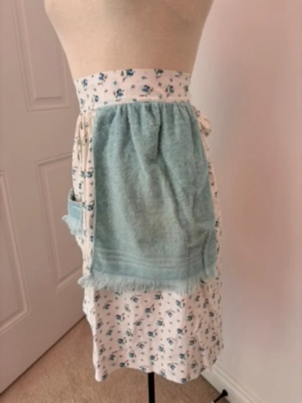 Handmade Vintage Floral Cotton Half Apron: Cottagecore Farmhouse Kitchen